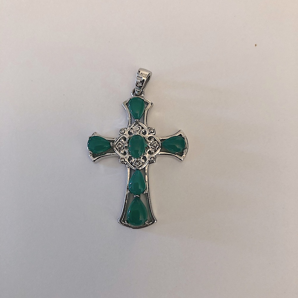 Cross pendant